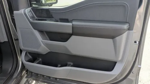 2025 Ford F-150 Lightning 1FTVW3LKXSWG00298