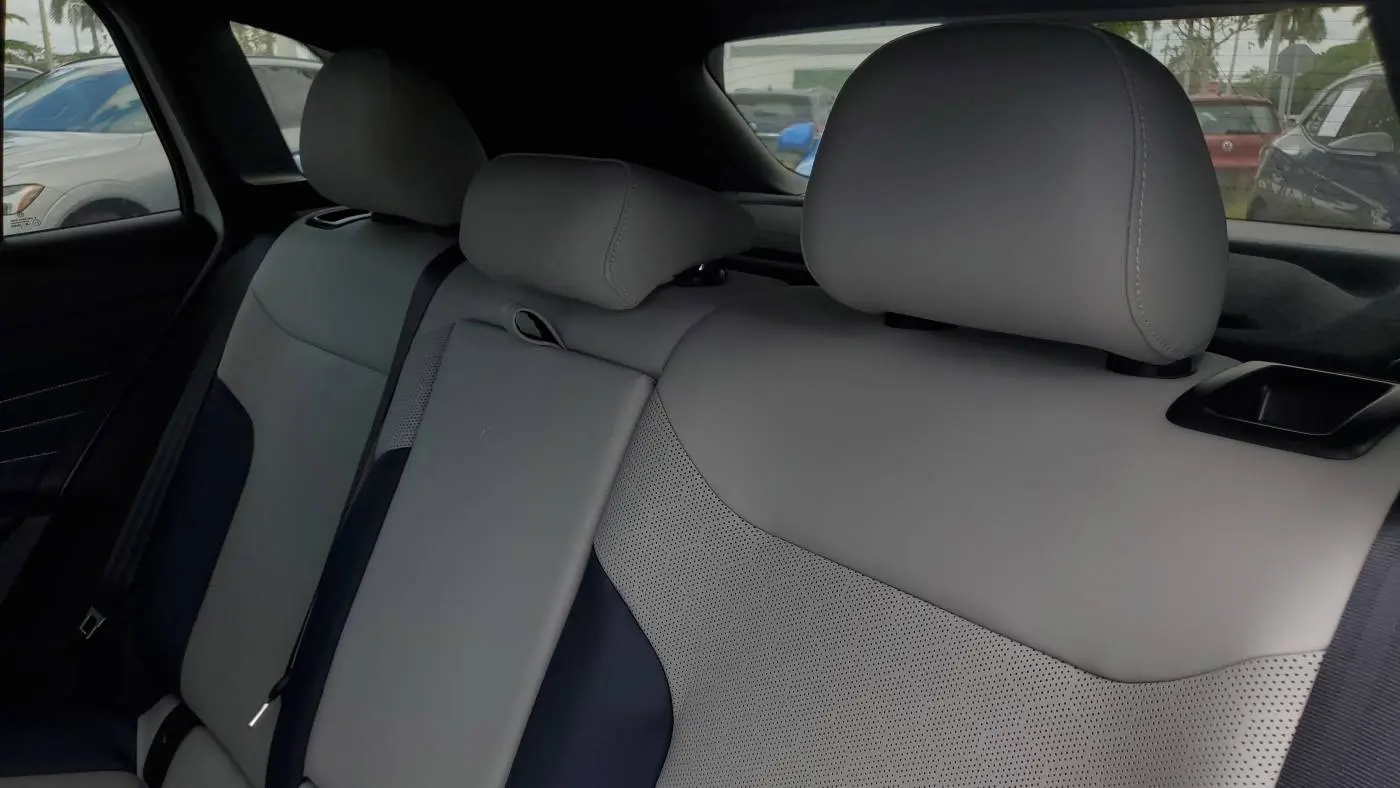 2025 Volkswagen ID.4 1V2JSPE82SC002211