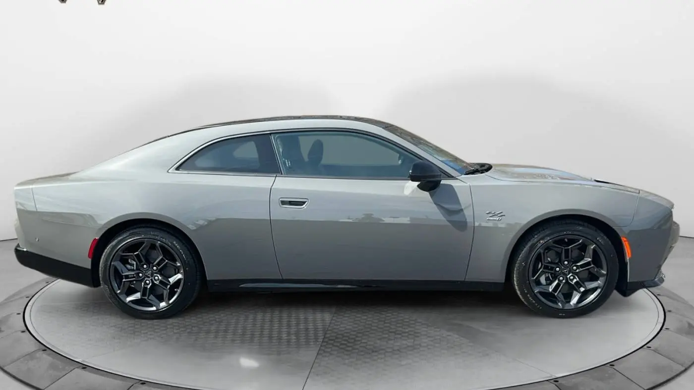 2025 Dodge Charger Daytona 2C3CDBCK5SR560135