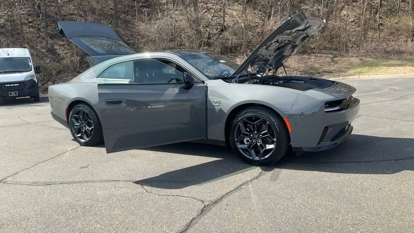 2025 Dodge Charger Daytona 2C3CDBCK5SR560135