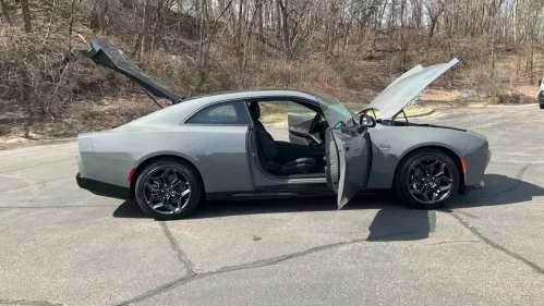 2025 Dodge Charger Daytona 2C3CDBCK5SR560135
