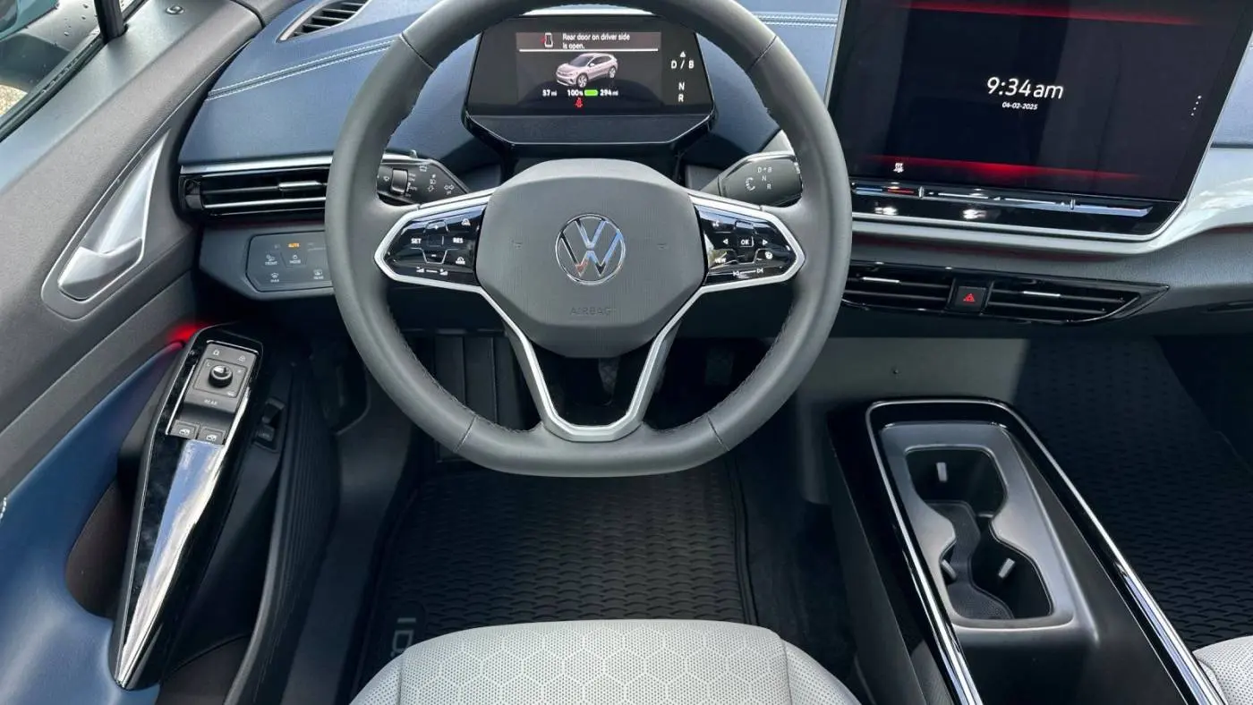 2025 Volkswagen ID.4 1V2VRPE86SC001026