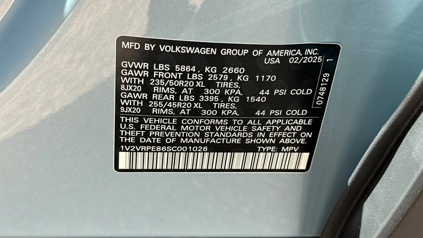 2025 Volkswagen ID.4 1V2VRPE86SC001026