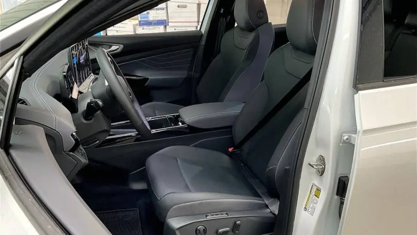 2025 Volkswagen ID.4 1V2VRPE87SC000354