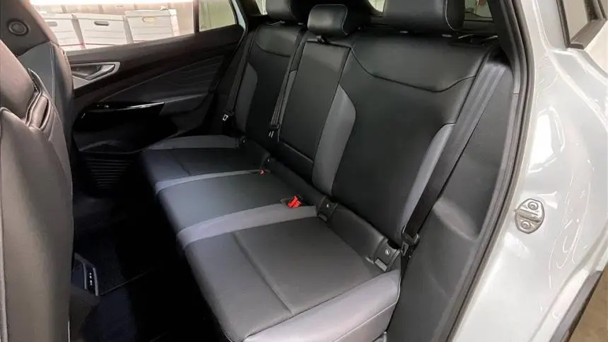 2025 Volkswagen ID.4 1V2VRPE87SC000354