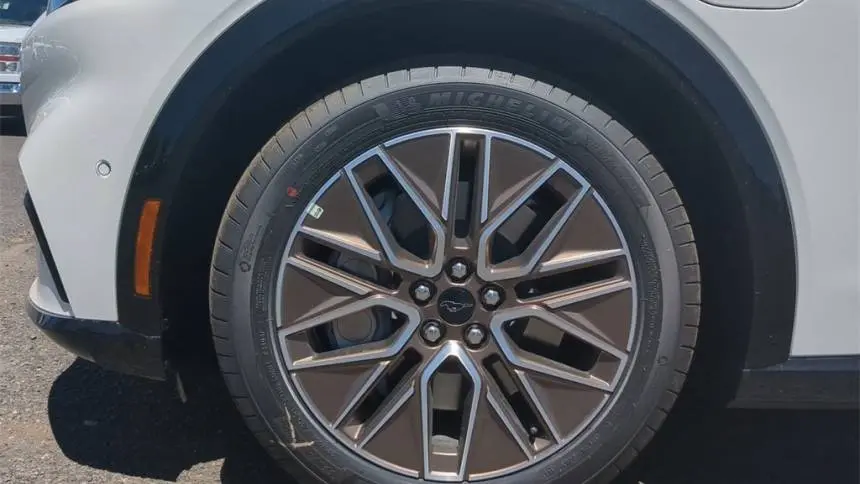 2024 Ford Mustang Mach E 3FMTK3SU6RMA10580
