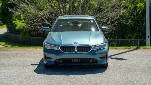 2021 BMW 3 Series - Images - 4
