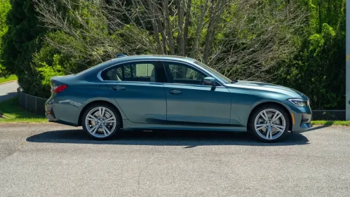 2021 BMW 3 Series - Images - 8