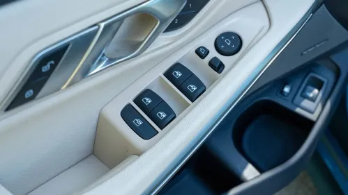 2021 BMW 3 Series - Images - 17