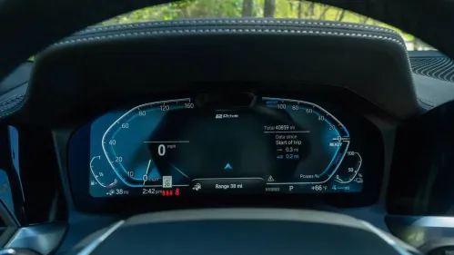 2021 BMW 3 Series - Images - 24