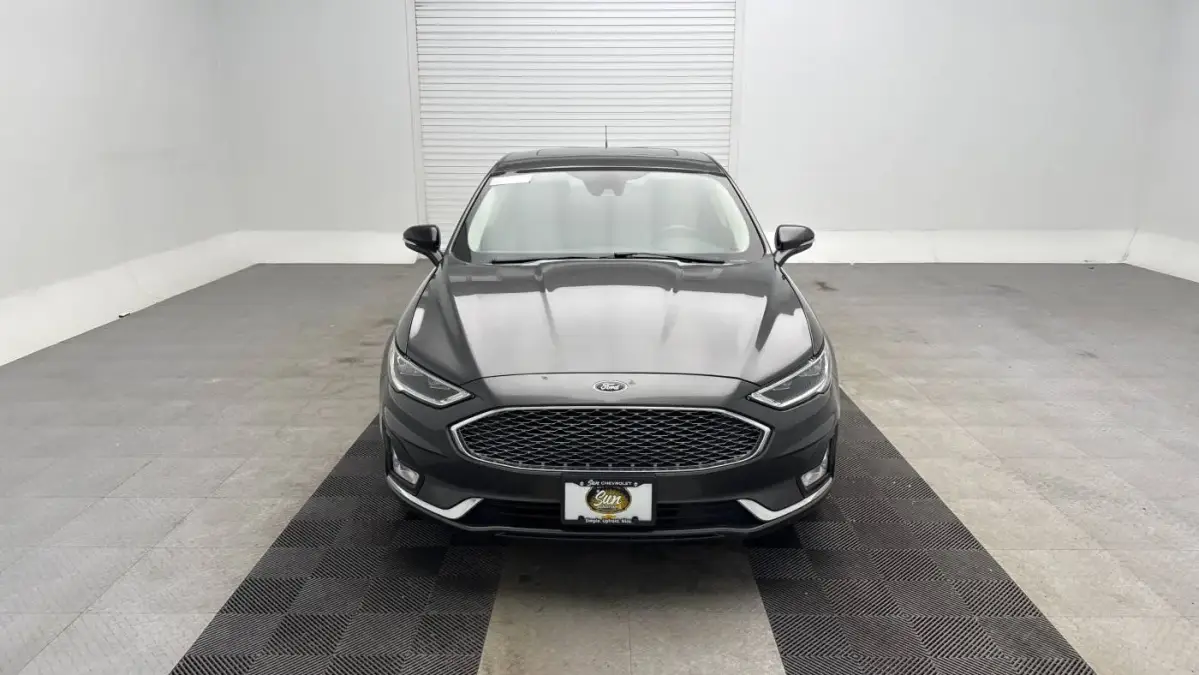2019 Ford Fusion Energi - Images - 2