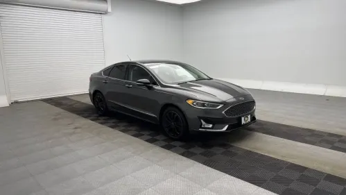 2019 Ford Fusion Energi - Images - 3