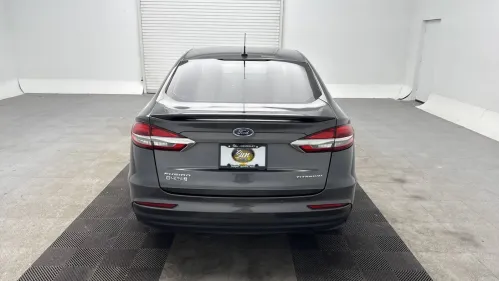 2019 Ford Fusion Energi - Images - 6