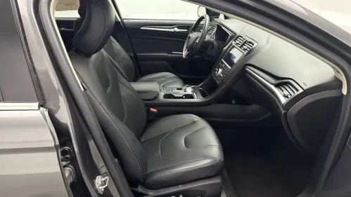 2019 Ford Fusion Energi - Images - 14