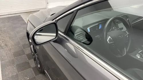 2019 Ford Fusion Energi - Images - 26