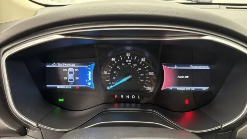 2019 Ford Fusion Energi - Images - 32