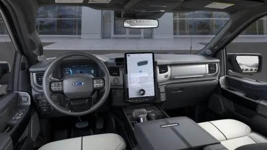 2023 Ford F-150 Lightning 1FT6W1EV6PWG11208