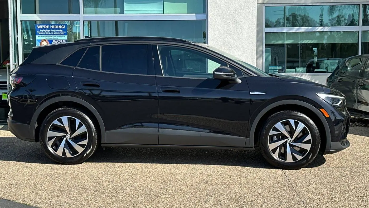 2025 Volkswagen ID.4 1V2CRPE80SC002177