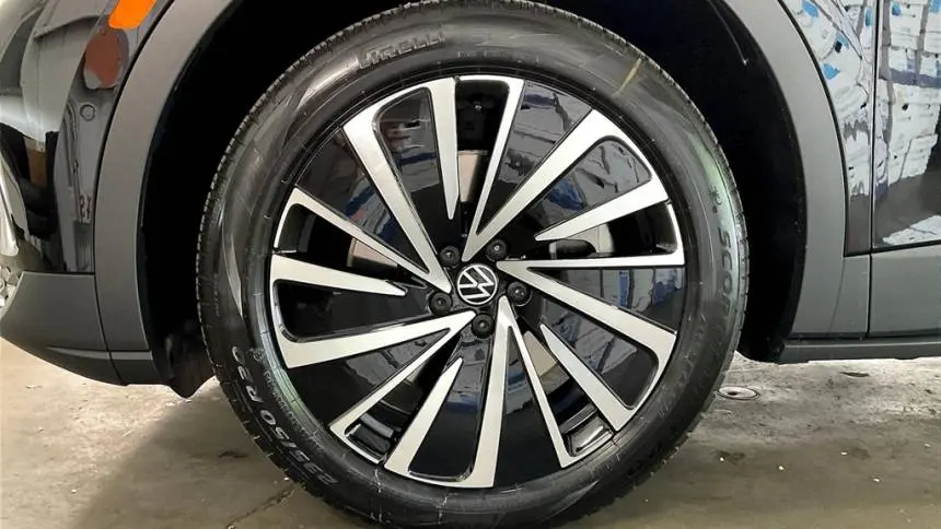 2025 Volkswagen ID.4 1V2DSPE80SC004195