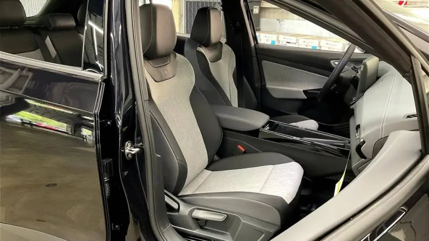 2025 Volkswagen ID.4 1V2DSPE80SC004195