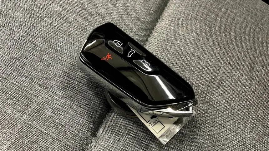 2025 Volkswagen ID.4 1V2DSPE80SC004195