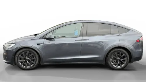 2022 Tesla Model X - Images - 2