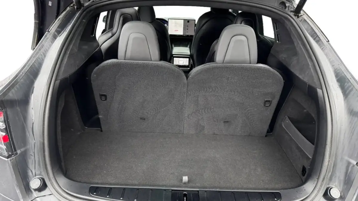 2022 Tesla Model X - Images - 17