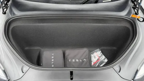 2022 Tesla Model X - Images - 20