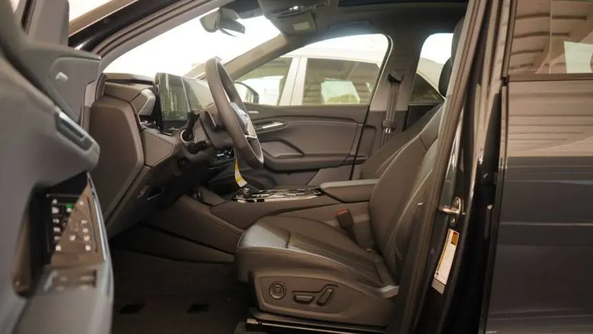 2025 Audi Q6 e-tron WA124BGF5SA022120
