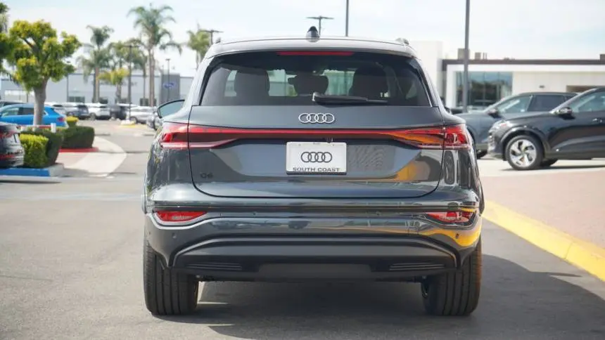 2025 Audi Q6 e-tron WA124BGF5SA022120