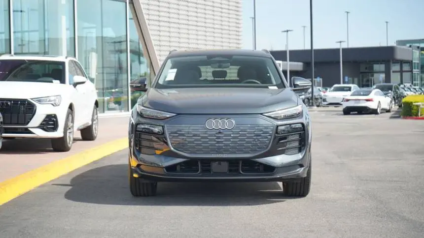 2025 Audi Q6 e-tron WA124BGF5SA022120