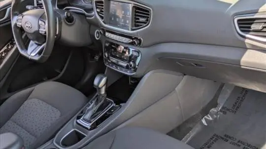 2019 Hyundai IONIQ KMHC65LD1KU162086