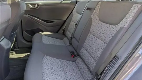 2019 Hyundai IONIQ KMHC65LD1KU162086