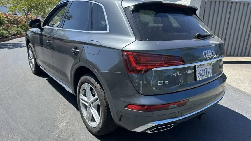 2023 Audi Q5 WA1E2AFY6P2141540
