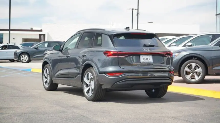2025 Audi Q6 e-tron WA124BGF5SA022120