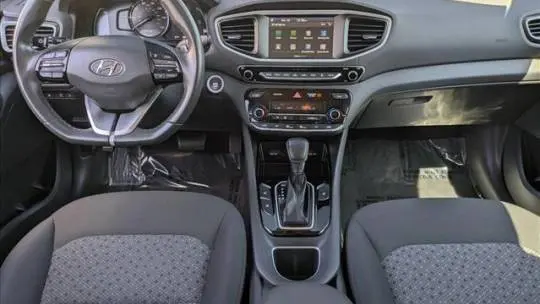 2019 Hyundai IONIQ KMHC65LD1KU162086