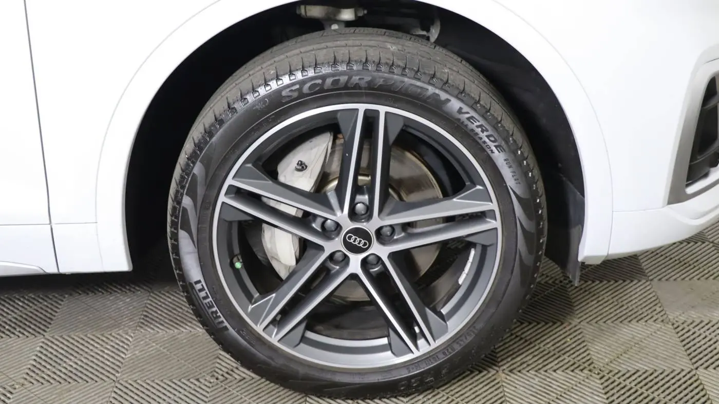 2021 Audi Q5 WA1G2AFY3M2079583