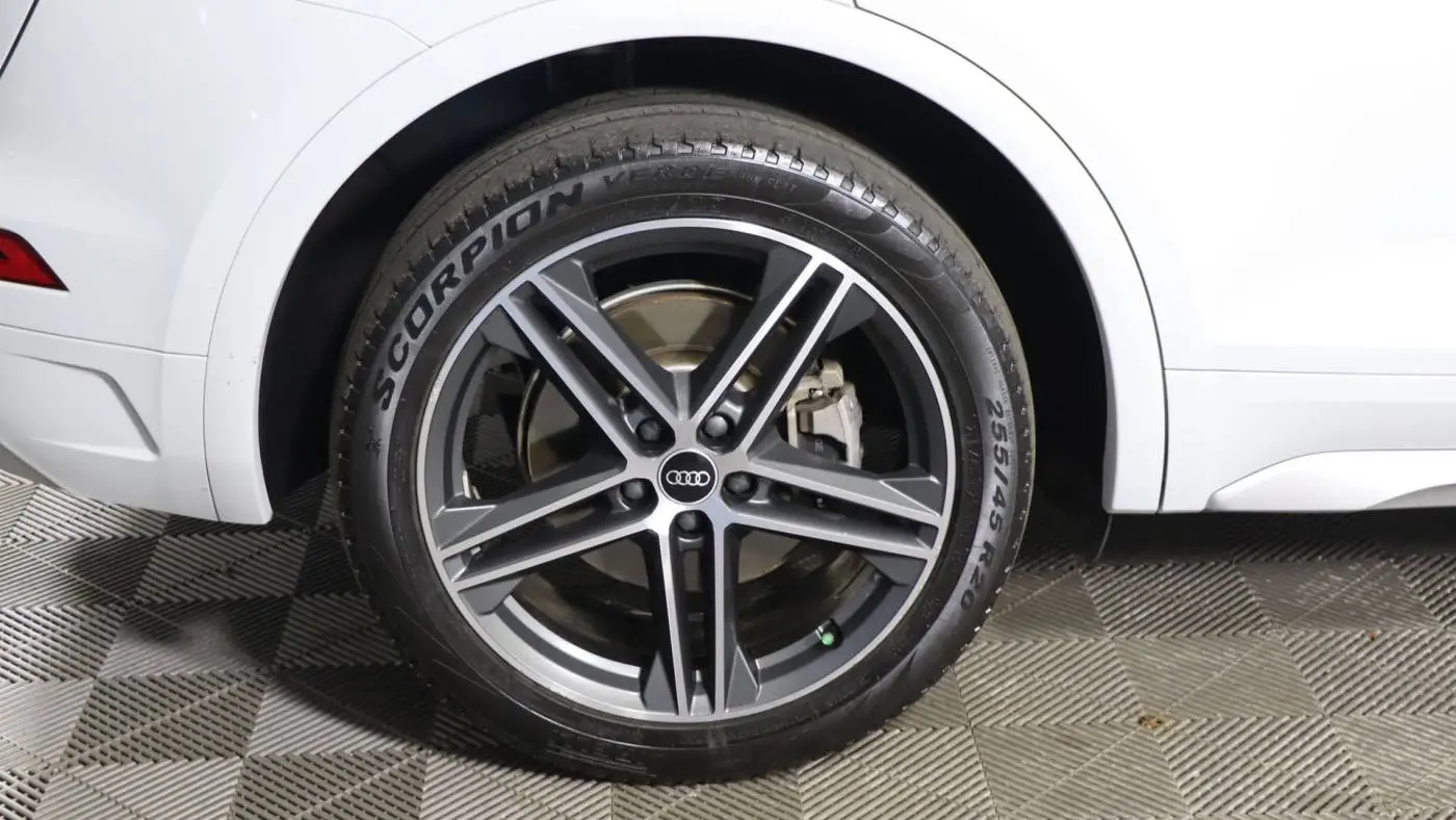 2021 Audi Q5 WA1G2AFY3M2079583