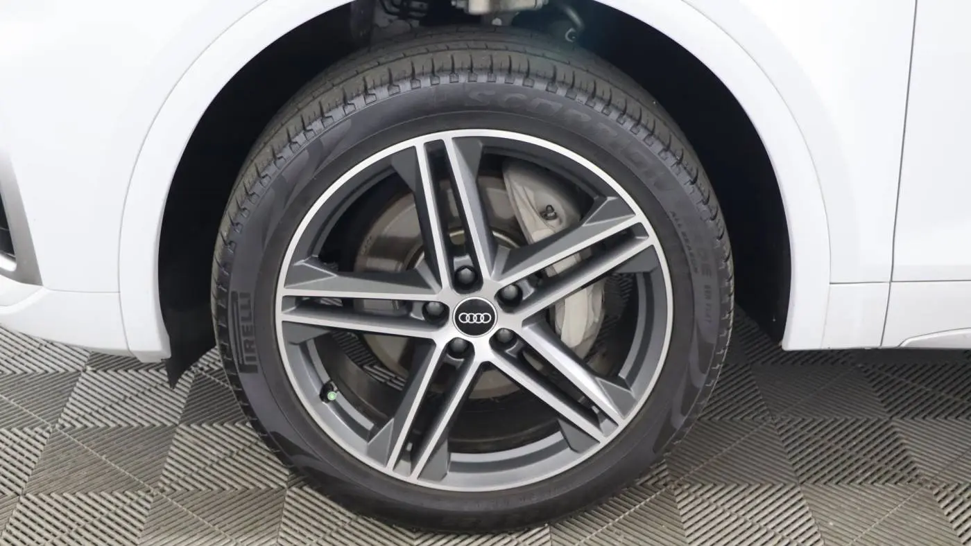 2021 Audi Q5 WA1G2AFY3M2079583