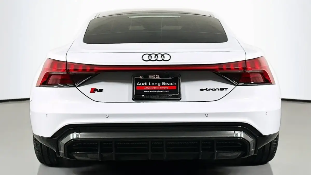 2024 Audi RS e-tron GT - Images - 3