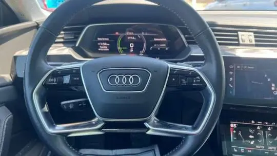 2021 Audi e-tron WA12AAGE3MB002231