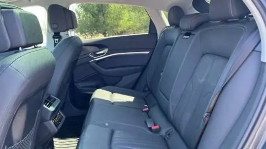 2021 Audi e-tron WA12AAGE3MB002231