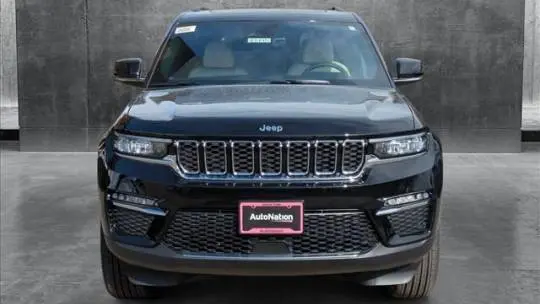 2025 Jeep Grand Cherokee 1C4RJYB64S8678422