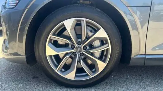 2021 Audi e-tron WA12AAGE3MB002231