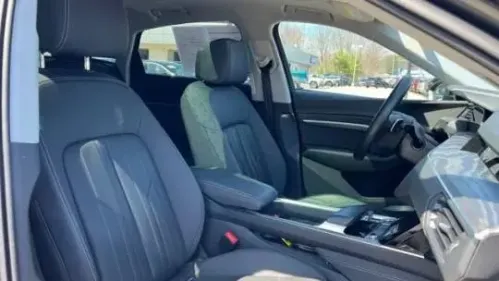 2021 Audi e-tron WA12AAGE3MB002231