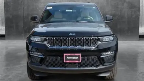 2025 Jeep Grand Cherokee 1C4RJYB64S8678422