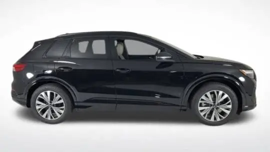 2025 Audi Q4 e-tron WA1B5BFZXSP016321