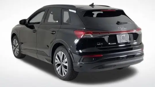 2025 Audi Q4 e-tron WA1B5BFZXSP016321