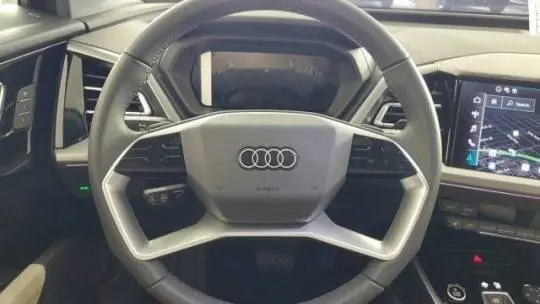 2025 Audi Q4 e-tron WA1B5BFZXSP016321