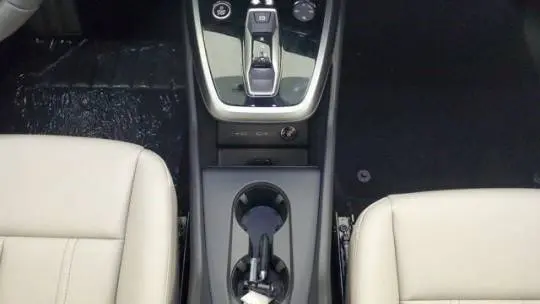 2025 Audi Q4 e-tron WA1B5BFZXSP016321